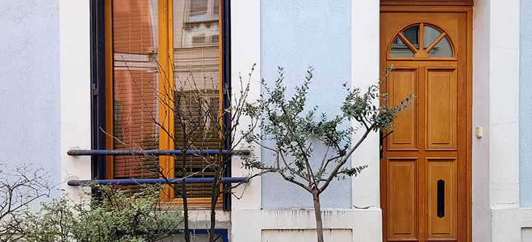 Residential Garage Doors Near Me in Buenaventura Lakes, FL